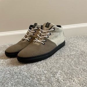 Baabuk wool shoes (size 9, or 42). Never worn.